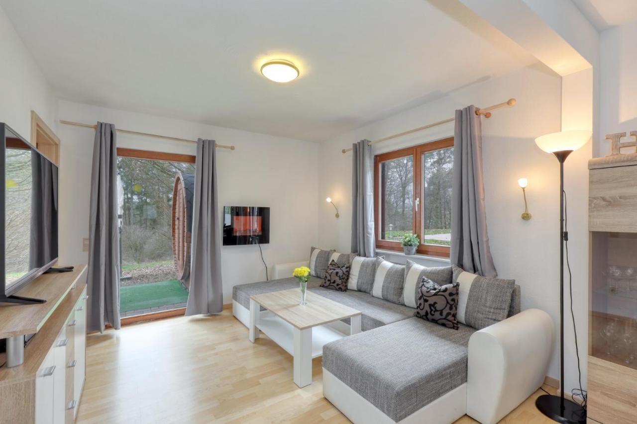 Seepark Kirchheim Ferienhaus Bei Vera Mit Sauna Exteriér fotografie