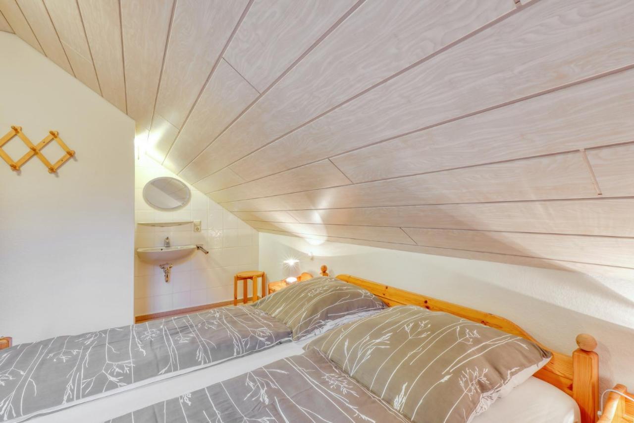 Seepark Kirchheim Ferienhaus Bei Vera Mit Sauna Exteriér fotografie