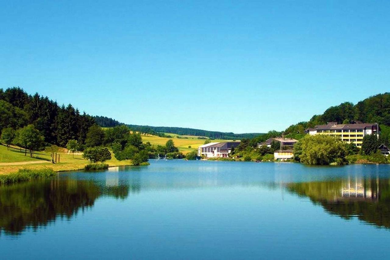 Seepark Kirchheim Ferienhaus Bei Vera Mit Sauna Exteriér fotografie